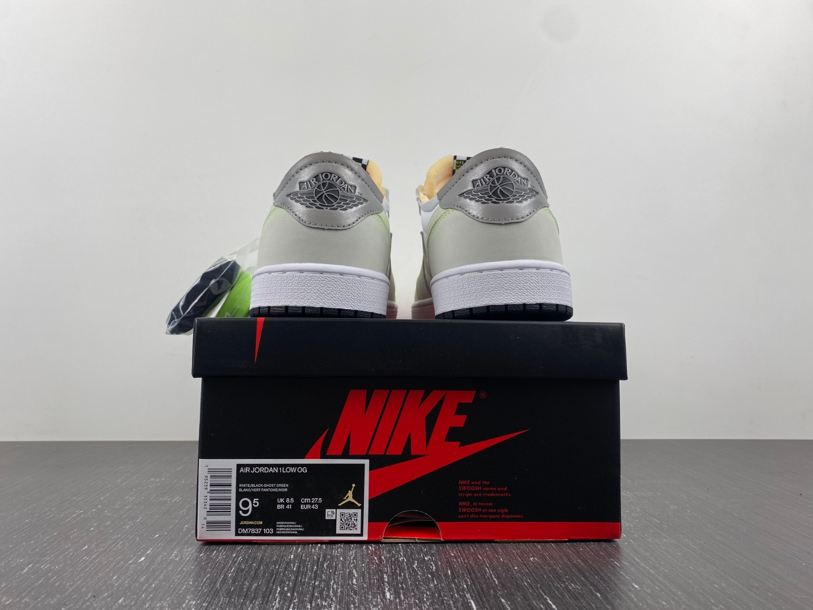 air jordan 1 low og "ghost green" dm7837-103