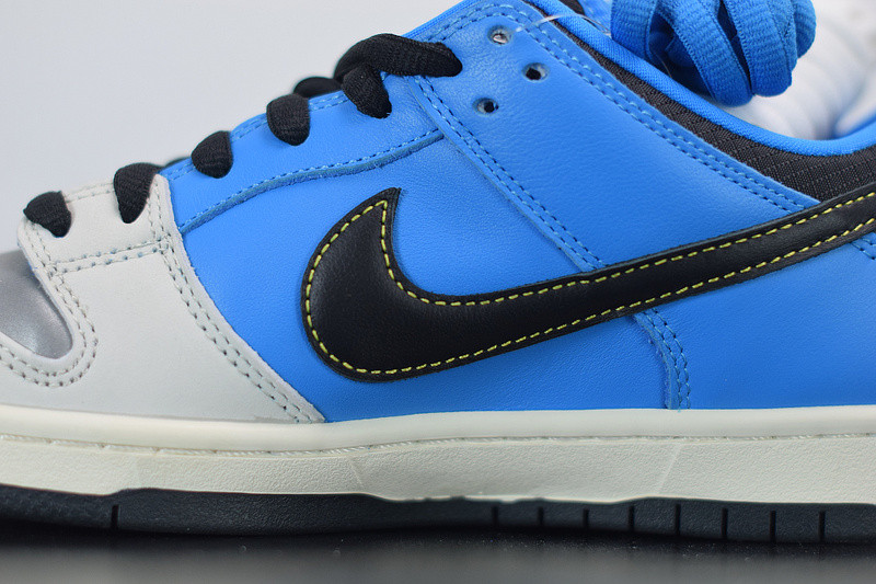 instant skateboard x nike dunk sb low cz5128-400