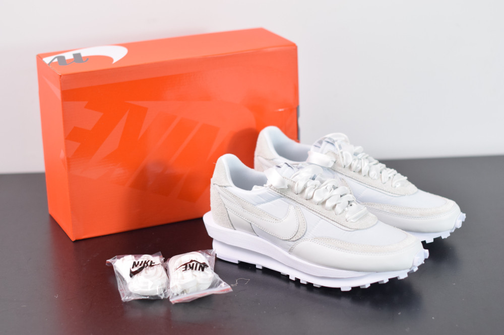 nike sacai nike ldwaffle white nylon white bv0073-101