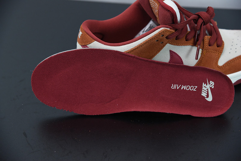 nike sb dunk low pro daek russet cedar bq6817-202