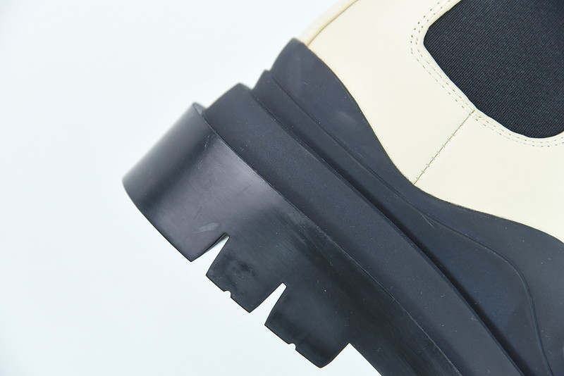 Bo*te*ga ve*ne*ta sneaker