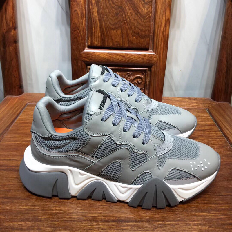 vs chain reaction sneakers