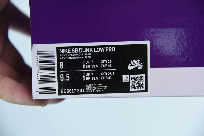 nike sb dunk low “celadon” bq6817-301