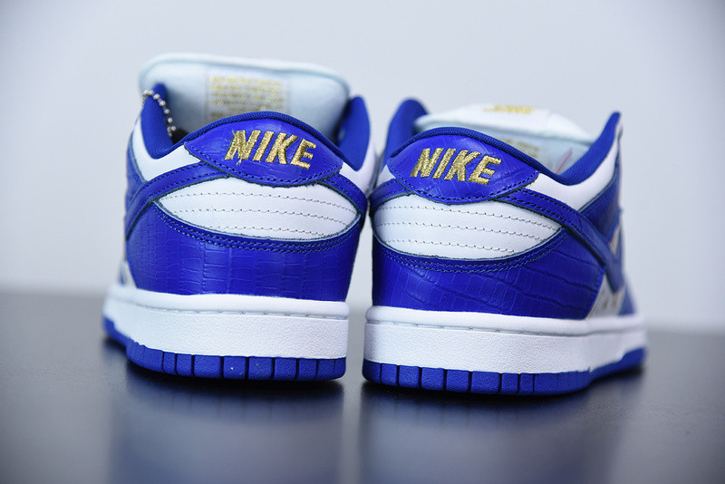 S*p*e x nike sb dunk low white/metallic gold-hyper blue dh3228-100