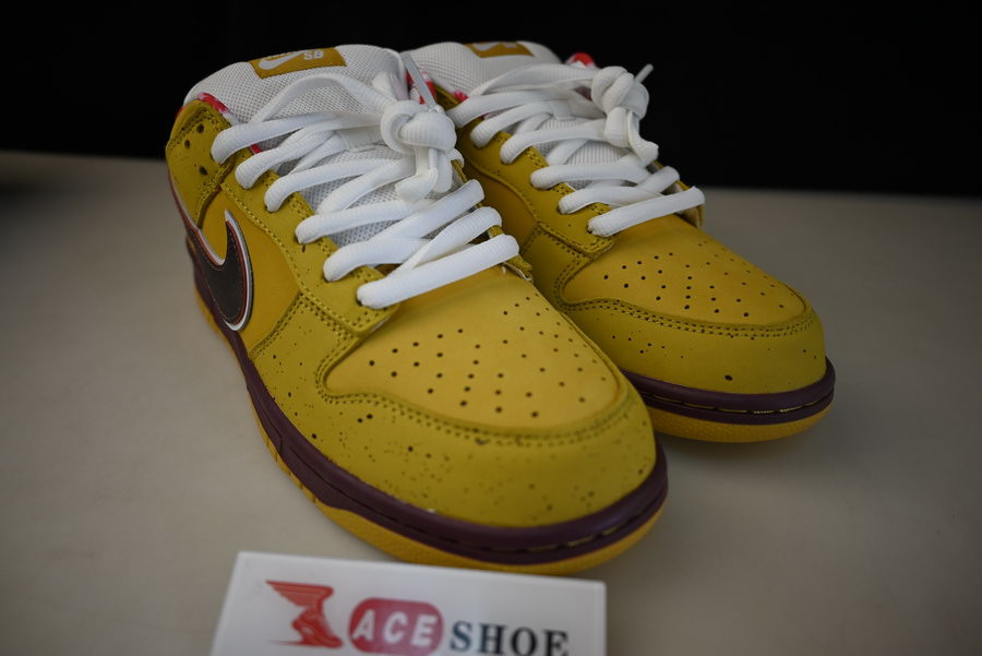 nike sb dunk low yellow lobster 313170-137566