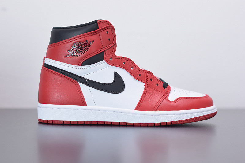 air jordan 1 retro high og "chicago" 2015 555088-101