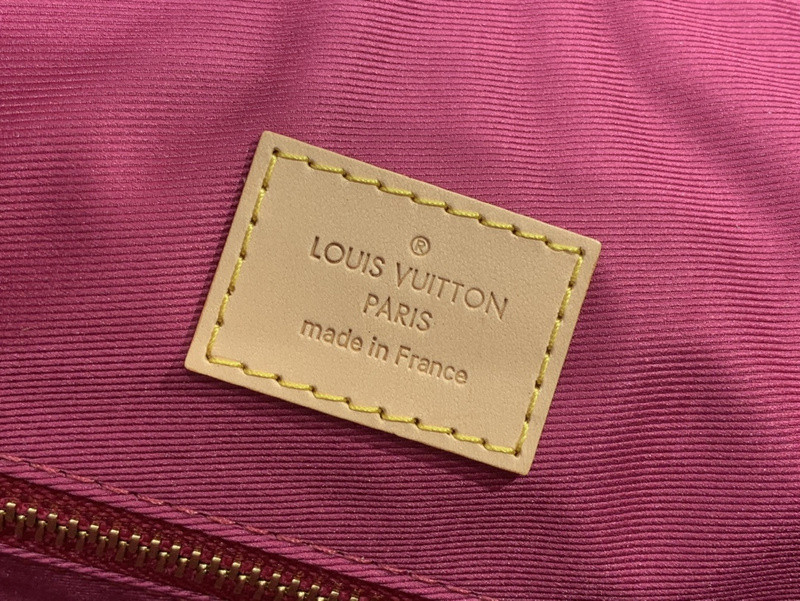 LVT PURSE