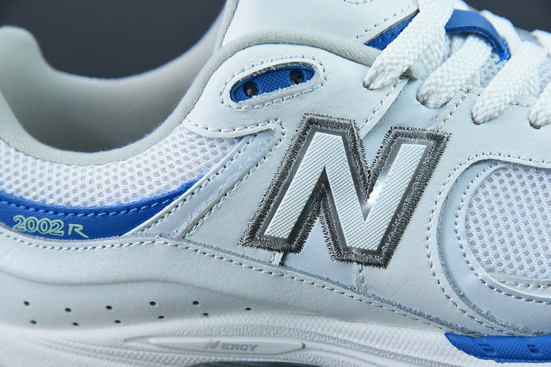 new balance sneaker
