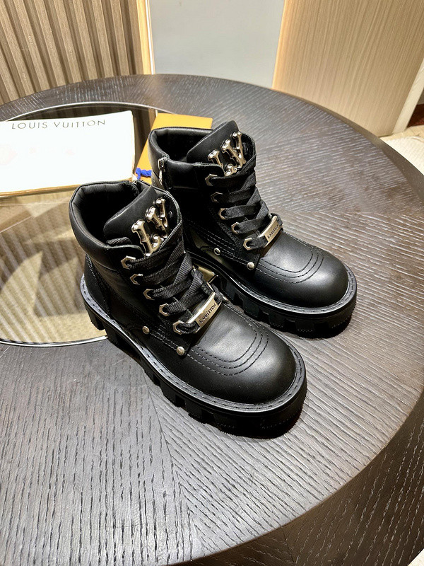 LVT BOOTS