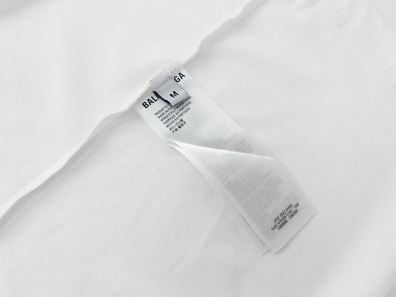 Ba*len*cia*ga clothes