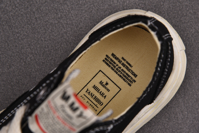 Ma*s*n mihara yasuhiro sneaker