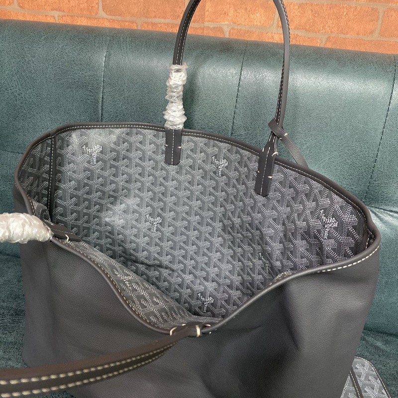 GOYARD PURSE