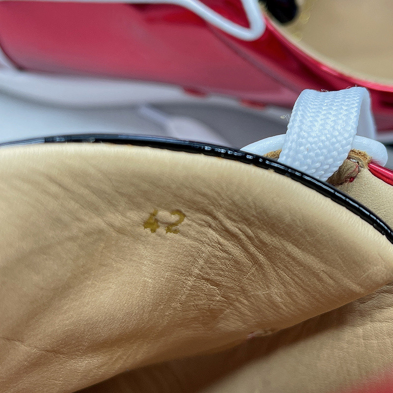 chian louin low top sneaker