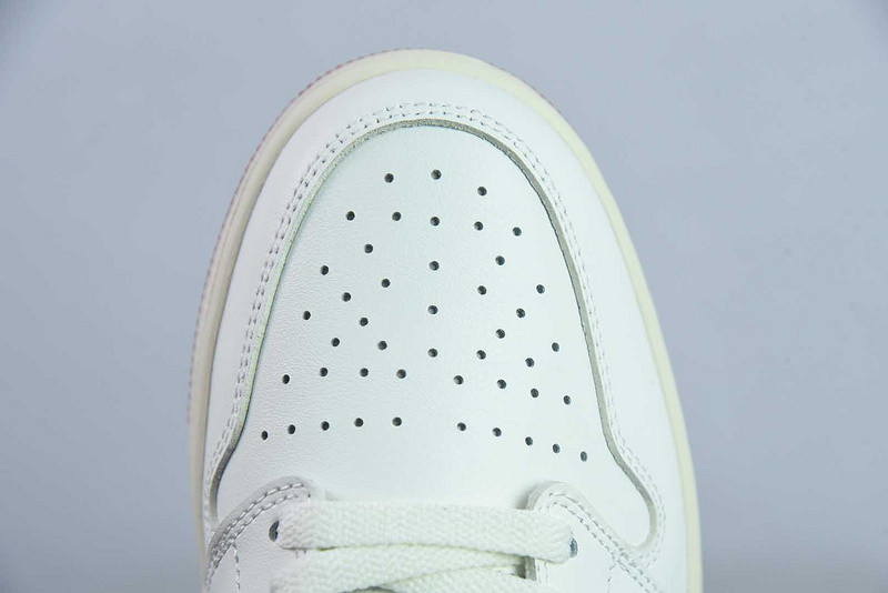 Air Jordan 1 Low Premium "Lace Toggle" HV4511-133