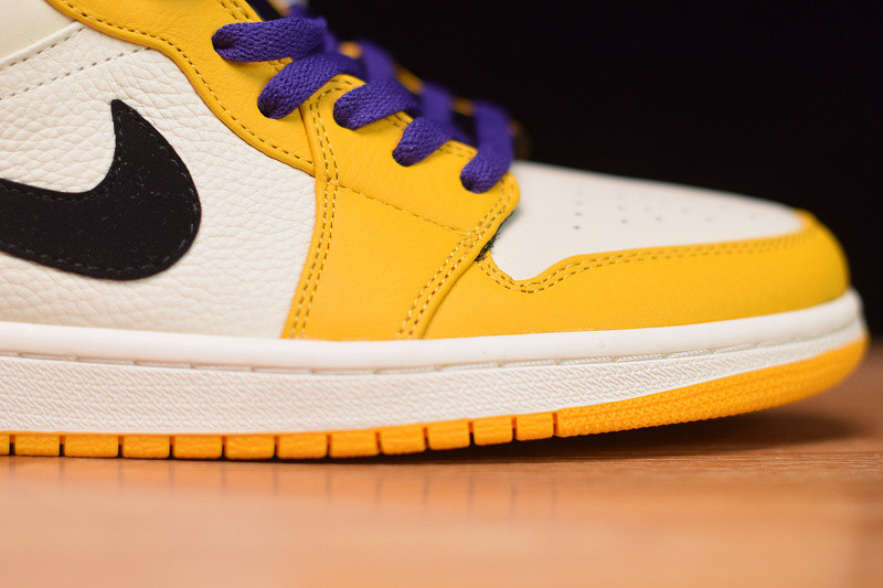 air jordan 1 mid se "lakers" 852542-700