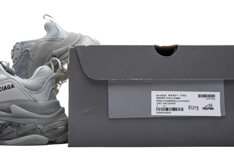 bc triple s trainer 541624 w09o1 1705