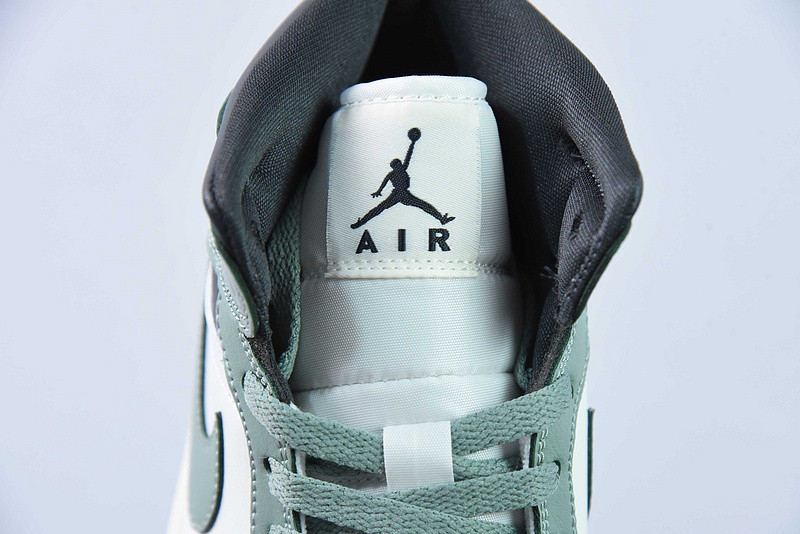 air jordan 1 mid "jade smoke" bq6472-130