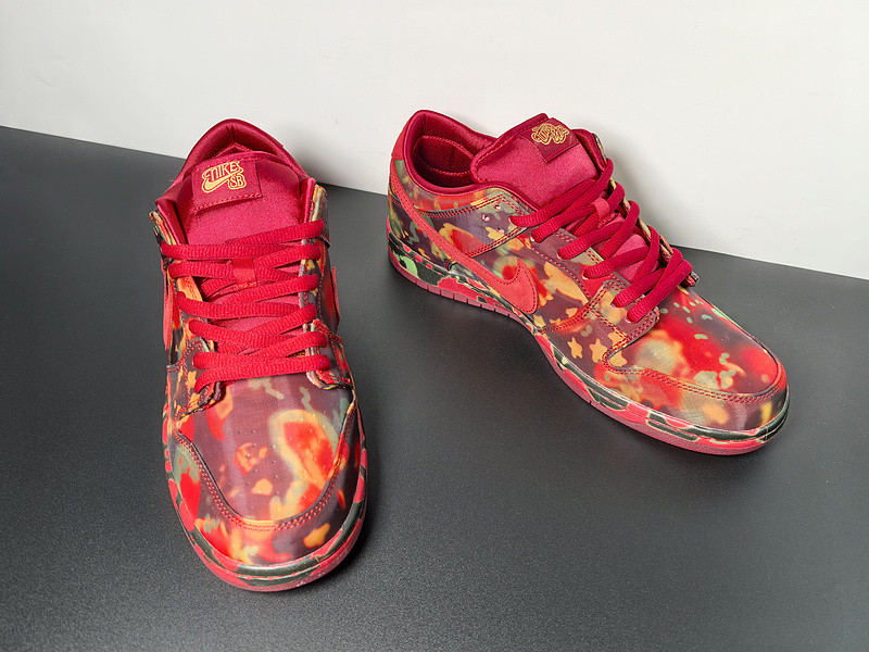 The Wizard of Oz x Nike SB Dunk Low FZ1291-600