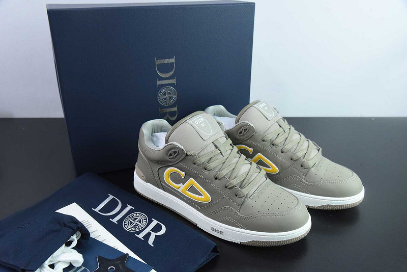 DIO* SNEAKER