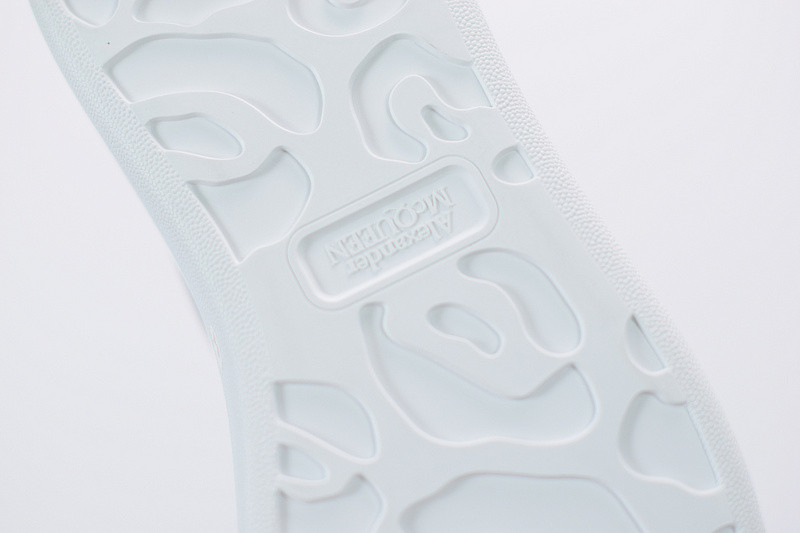 alexer mceen sneakers